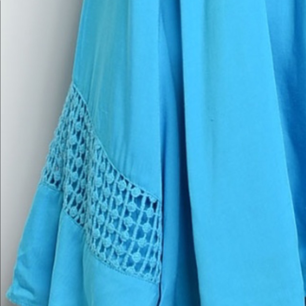 ❌DONATED❌Turquoise Blue Oversized Lined Crochet Design Tunic Tank Top - Picture 4 of 10